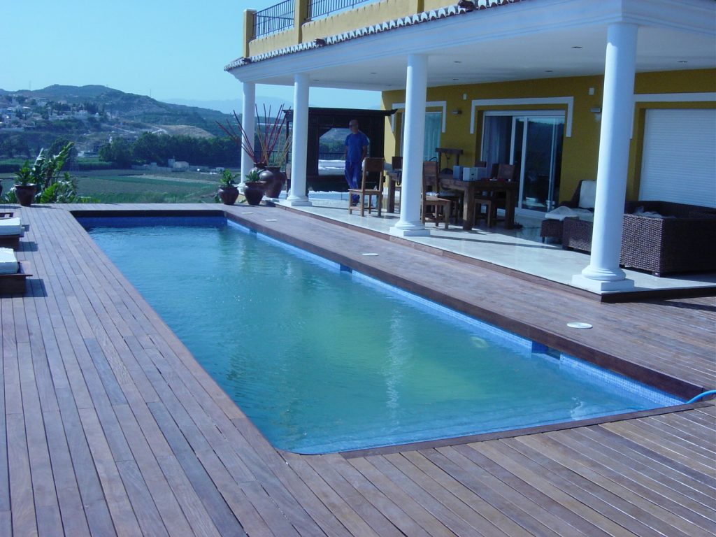 Empresa especializada en construcción de piscinas